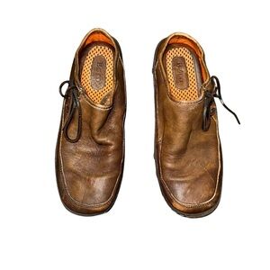 Women’s Born Slip on Clogs Size 9